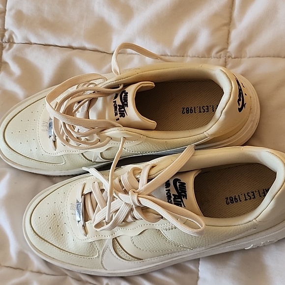 Nike AF1 Platform womens sneakers - Picture 8 of 12